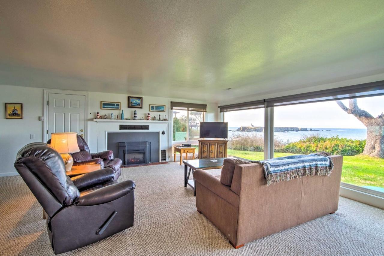 Cliffside Lighthouse Beach Home With Ocean View คูสเบย์ ภายนอก รูปภาพ